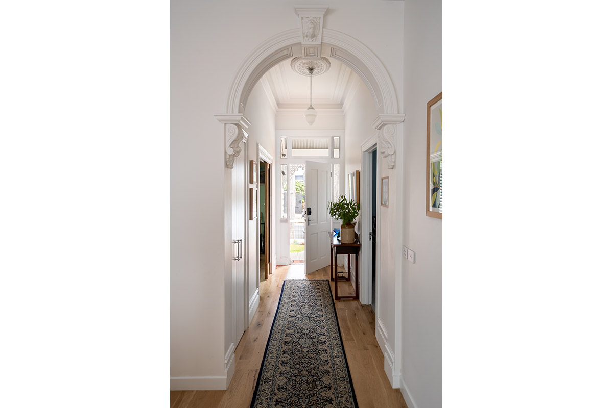 Building Evolution, aluminium windows and doors, valley windows